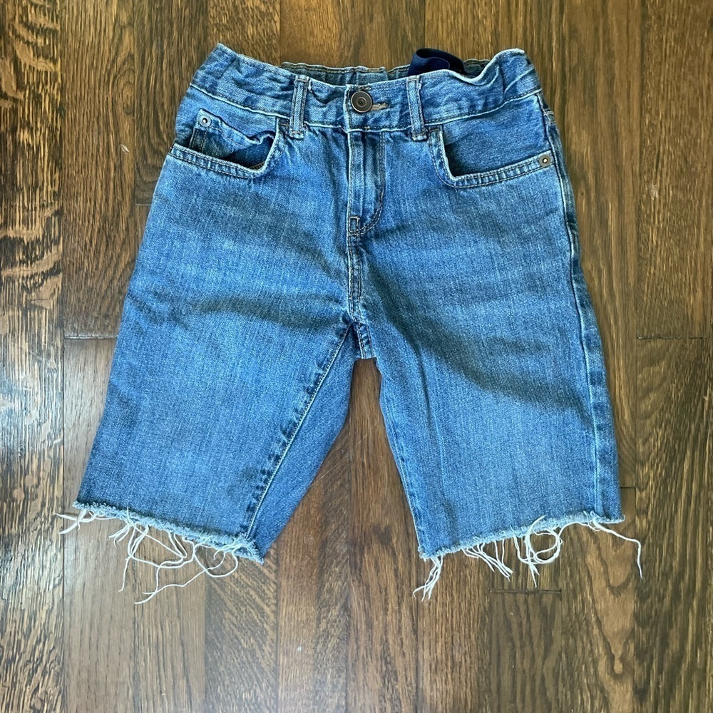 Children’s place boys cut off shorts